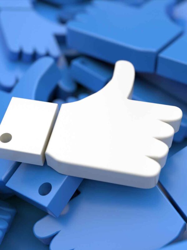 Pacchetto Facebook | "Mi Piace" Italiani Reali